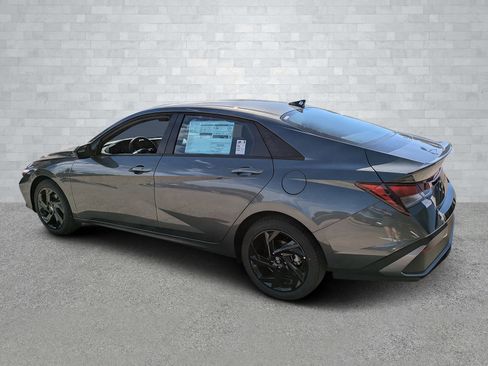 New 2026 Hyundai Elantra Sport image 7