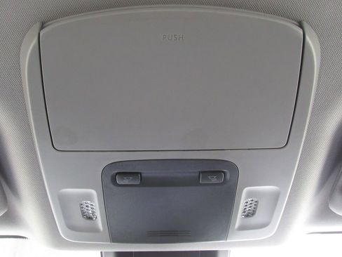 Used 2024 Toyota Camry SE FWD image 25