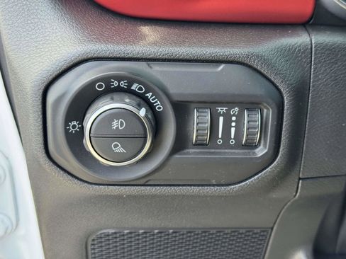 Used 2020 Jeep Gladiator Rubicon AWD/4WD image 18