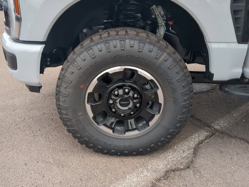 New 2026 Ford F250 Lariat image 26