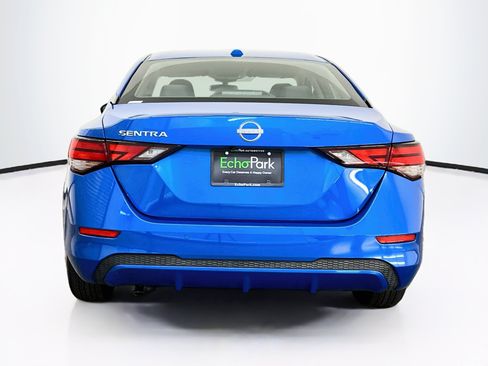 Used 2025 Nissan Sentra SV FWD image 7