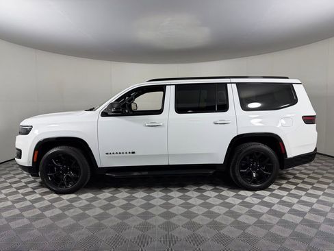 Used 2024 Jeep Wagoneer Series II image 10