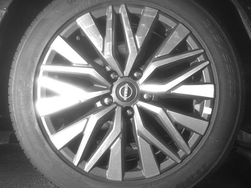 Used 2025 Nissan Altima 2.5 SV image 15