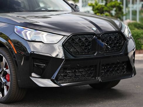 New 2026 BMW X2 xDrive28i w/ Technology Package AWD/4WD image 2