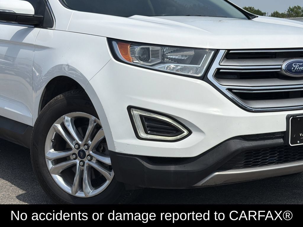 Used 2017 Ford Edge SEL w/ Equipment Group 201A FWD image 2