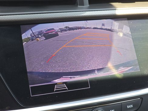 Used 2022 Buick Encore GX Select w/ Sport Touring Package FWD image 11