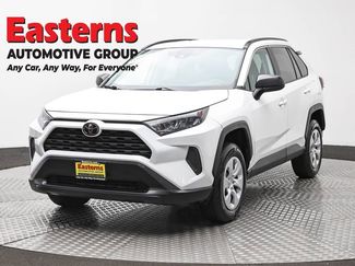Used 2021 Toyota RAV4 LE FWD video 1