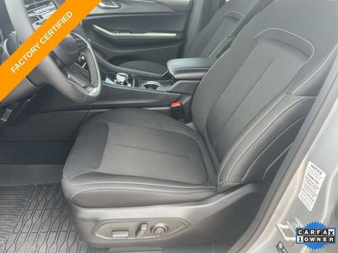Certified 2025 Jeep Grand Cherokee L Laredo w/ MOPAR Finishing Package AWD/4WD image 27