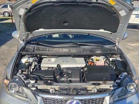 Used 2013 Lexus CT 200h w/ Premium Pkg w/Backup Camera FWD image 9