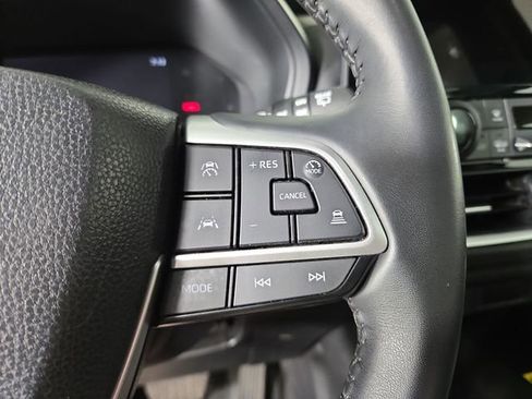Used 2025 Toyota Grand Highlander FWD image 23