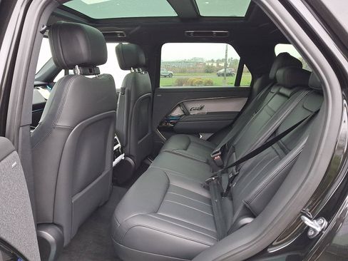 New 2026 Land Rover Range Rover Sport Dynamic SE AWD/4WD image 7