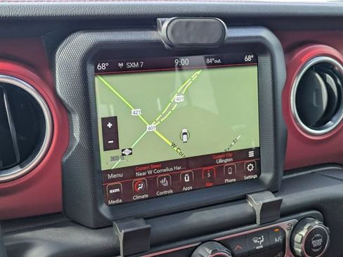 Used 2021 Jeep Gladiator Rubicon AWD/4WD image 17
