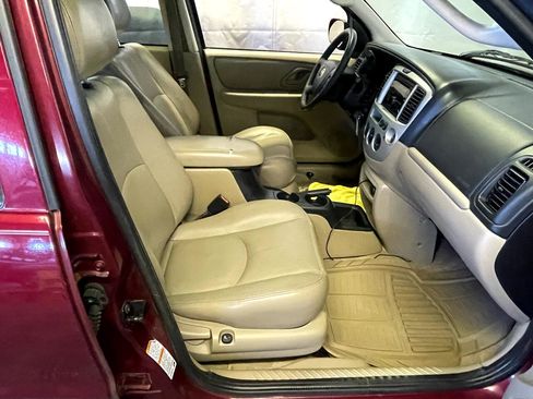 Used 2003 MAZDA Tribute ES image 12