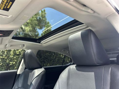 Used 2020 Lexus ES 350 w/ Accessory Package FWD image 42