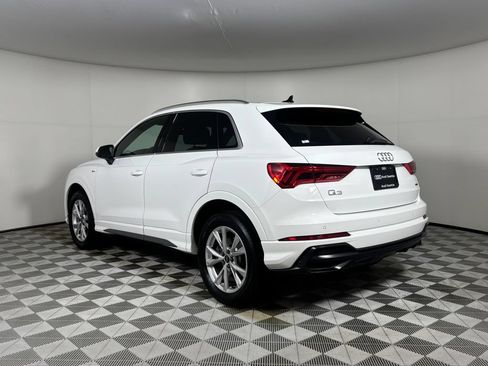 Used 2022 Audi Q3 2.0T Premium AWD/4WD image 5