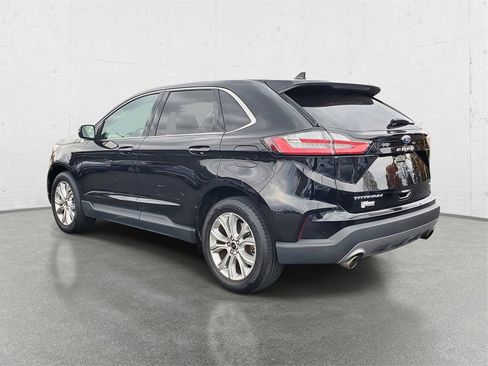 Used 2024 Ford Edge Titanium image 5