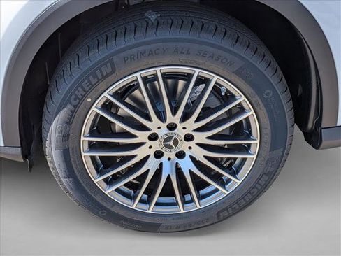 Used 2026 Mercedes-Benz GLC 300 image 9