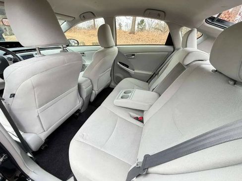 Used 2013 Toyota Prius Two image 16