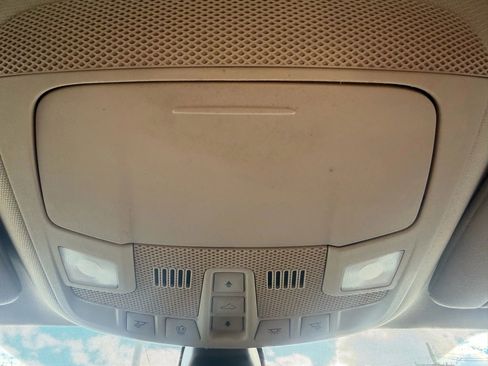 Used 2019 Ford Fusion SE image 26