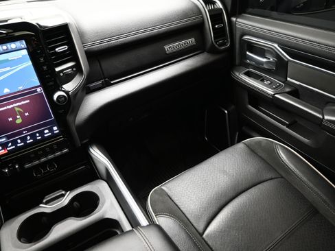 Used 2023 RAM 2500 Laramie w/ Night Edition AWD/4WD image 38