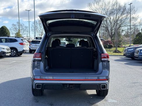 New 2026 Volkswagen Atlas Peak Edition image 16