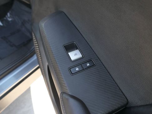 Used 2024 Mitsubishi Outlander SE image 27