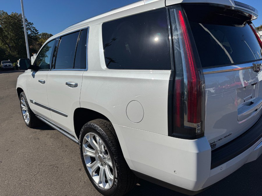 Used 2017 Cadillac Escalade Premium Luxury AWD/4WD image 10
