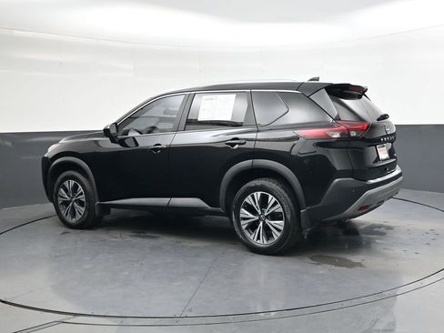 Used 2023 Nissan Rogue SV w/ SV Premium B Package image 7