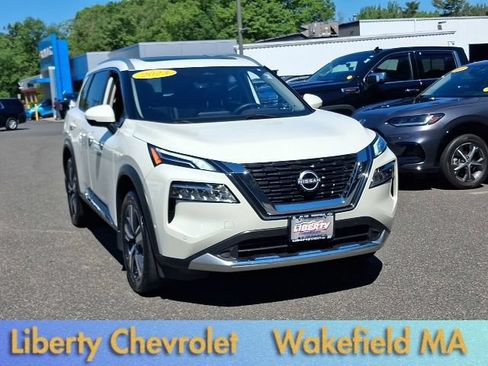 Used 2023 Nissan Rogue Platinum w/ Platinum Premium Package AWD/4WD image 3