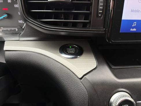 Used 2020 Ford Explorer XLT image 30