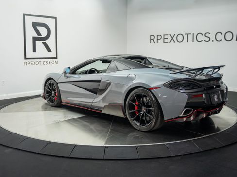 Used 2018 McLaren 570S Spider RWD image 4