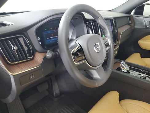 Used 2024 Volvo XC60 B5 Ultimate w/ Protection Package Premier AWD/4WD image 24