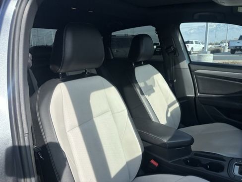 Used 2019 Volkswagen Jetta R-Line image 22