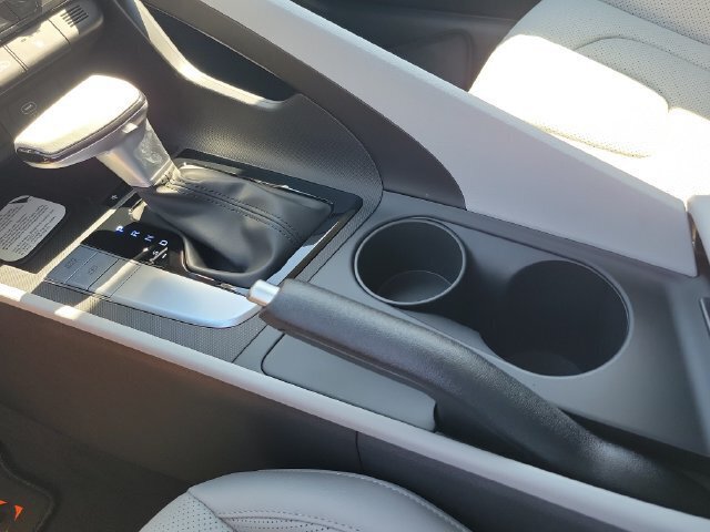 New 2026 Hyundai Elantra SEL Sport FWD image 15
