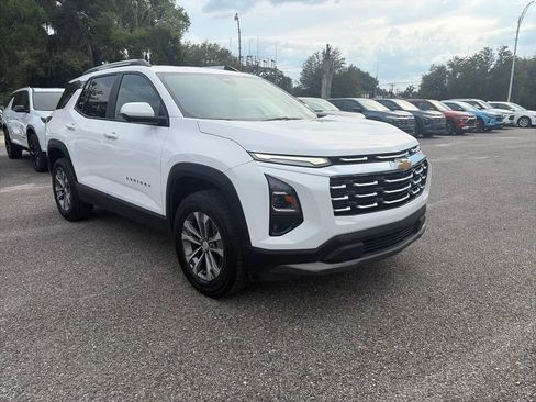 Used 2025 Chevrolet Equinox LT w/ Convenience Package II FWD image 10