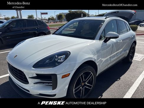 Used 2021 Porsche Macan image 1