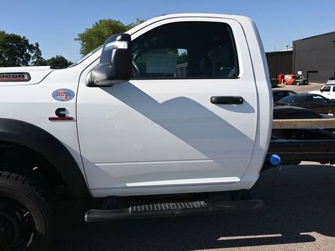 New 2026 RAM 5500 Tradesman AWD/4WD image 18