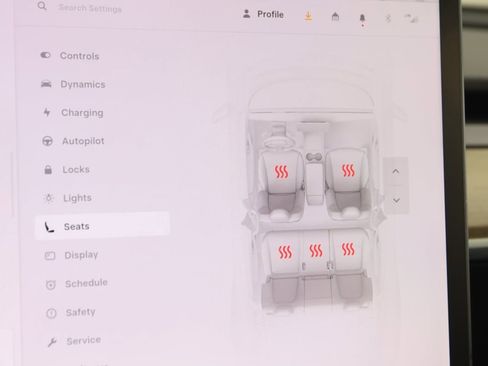 Used 2022 Tesla Model Y Long Range image 10