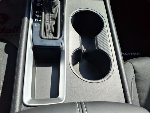 New 2025 Nissan Sentra SV w/ All-Weather Package FWD image 21