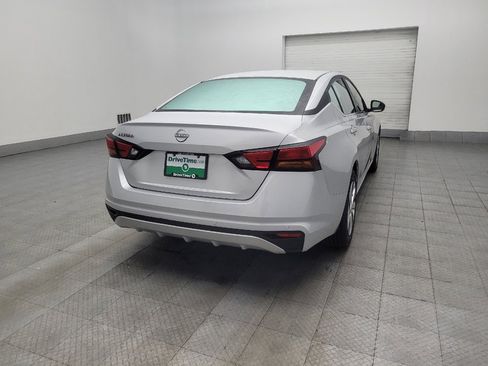 Used 2023 Nissan Altima 2.5 S FWD image 9