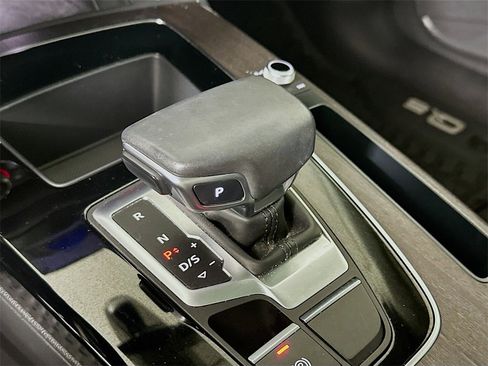 Used 2021 Audi Q5 2.0T Premium image 22