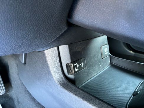 Used 2020 Honda Civic EX-L image 17
