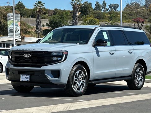New 2026 Ford Expedition Max Active image 7