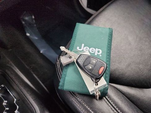 Used 2015 Jeep Wrangler Sahara image 44