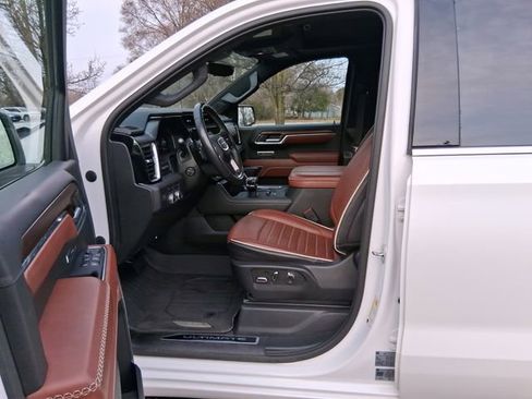 Used 2023 GMC Sierra 1500 Denali Ultimate image 11