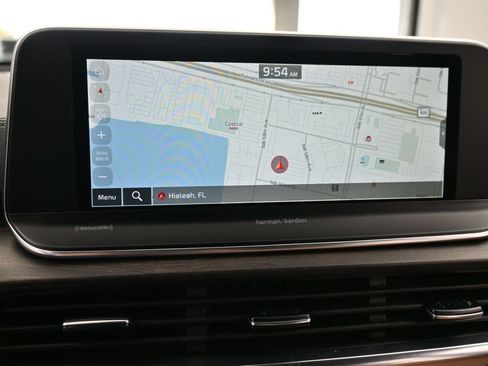 Used 2022 Kia Telluride SX w/ Towing Package image 19