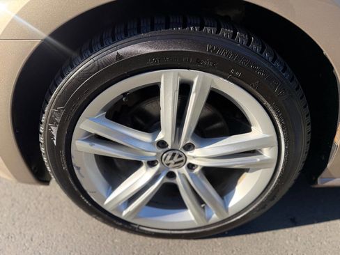 Used 2015 Volkswagen Passat TDI SEL Premium image 18