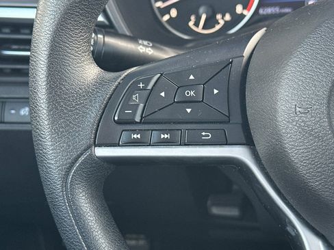 Used 2023 Nissan Altima 2.5 SV FWD image 28