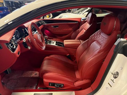 Used 2020 Bentley Continental GT V8 AWD/4WD image 16