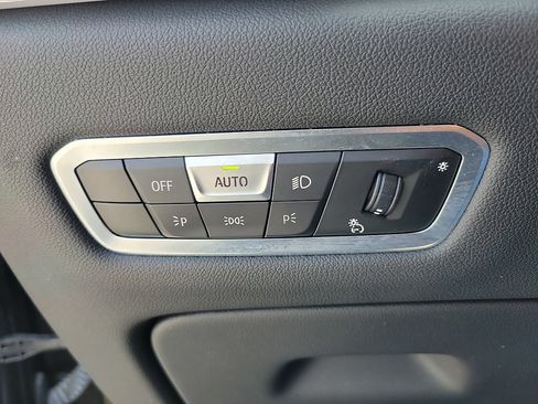 Used 2023 BMW X5 xDrive40i AWD/4WD image 24